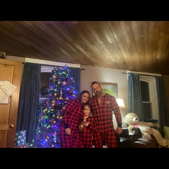 Meet your Posher, Stephanie - Picture 1 of 1